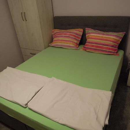 Classic Apartment Novi Sad Bagian luar foto